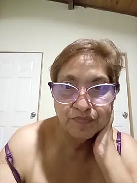 florecita69 online show from December 19, 2025, 2:29 am