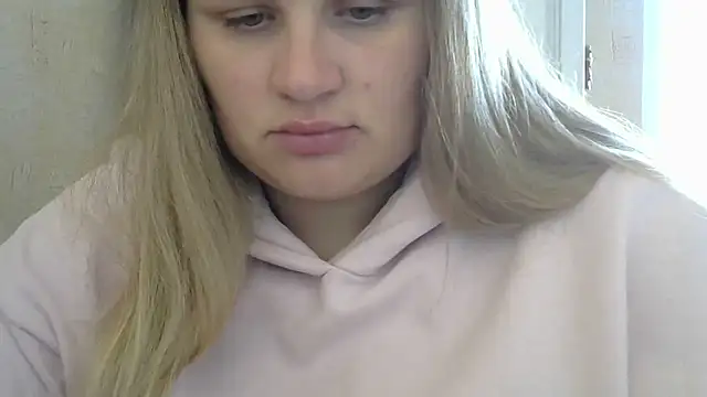 Snapshot of Honeydew-Waves chatting on October 30, 2025, 8:05 am Honeydew-Waves online show from October 30, 2025, 8:05 am