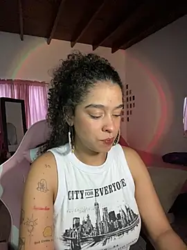 Snapshot of Arteatenea__ chatting on April 12, 2026, 8:25 pm Arteatenea online show from April 12, 2026, 8:25 pm