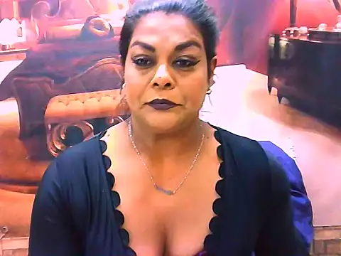 Snapshot of indianCherryPie chatting on July 6, 2026, 6:10 pm indianCherryPie online show from July 6, 2026, 6:10 pm