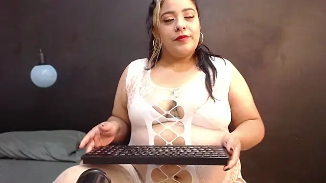 brendamaz online show from February 21, 2025, 12:28 pm