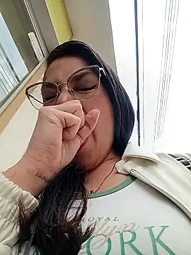 VALERY-03  online show from May 8, 2026, 4:56 pm