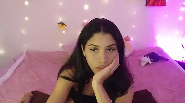 AmberJeong online show from December 4, 2024, 1:14 am