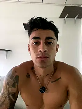 Danifornari online show from October 29, 2025, 8:21 pm