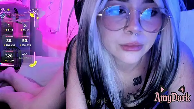 Snapshot of _AmyDark chatting on March 8, 2026, 2:04 am AmyDark online show from March 8, 2026, 2:04 am