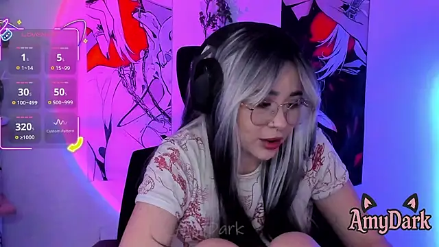 Snapshot of _AmyDark chatting on April 13, 2026, 8:03 pm AmyDark online show from April 13, 2026, 8:03 pm