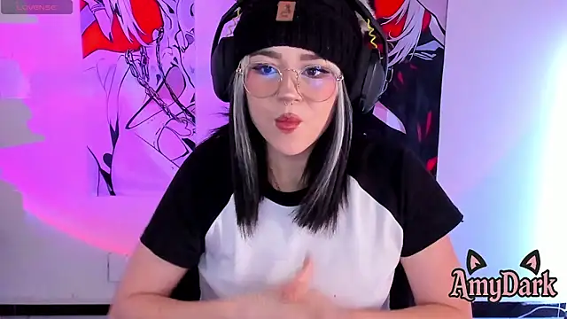 Snapshot of _AmyDark chatting on April 26, 2026, 7:22 pm AmyDark online show from April 26, 2026, 7:22 pm