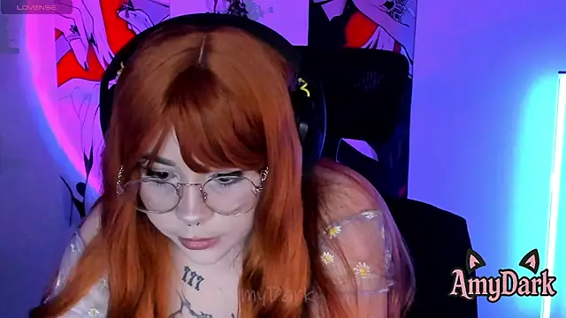 Snapshot of _AmyDark chatting on May 7, 2026, 11:32 pm AmyDark online show from May 7, 2026, 11:32 pm