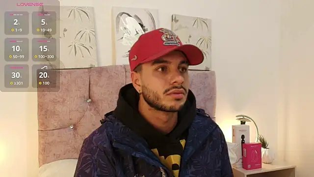 Amadeo Wild online show from April 13, 2026, 4:07 am