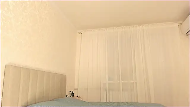 cherry misaki online show from January 22, 2025, 2:03 pm