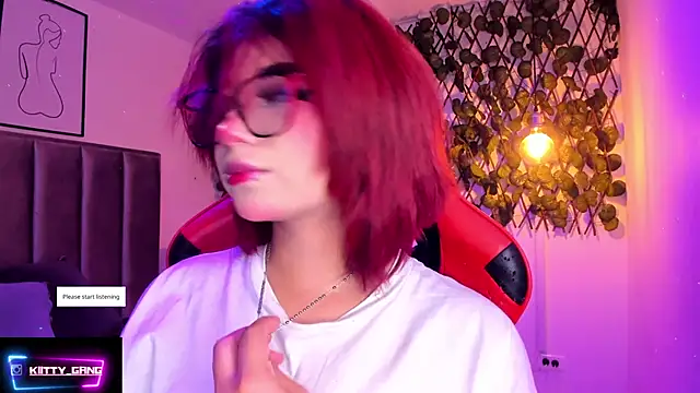 Kitty Gang online show from November 26, 2025, 2:12 am