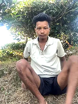 Snapshot of ShroveRising chatting on September 27, 2025, 10:42 am ShroveRising online show from September 27, 2025, 10:42 am