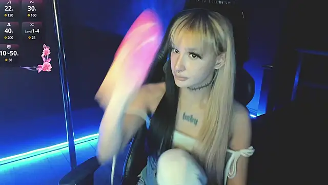 MilaAsh online show from January 28, 2025, 9:41 am