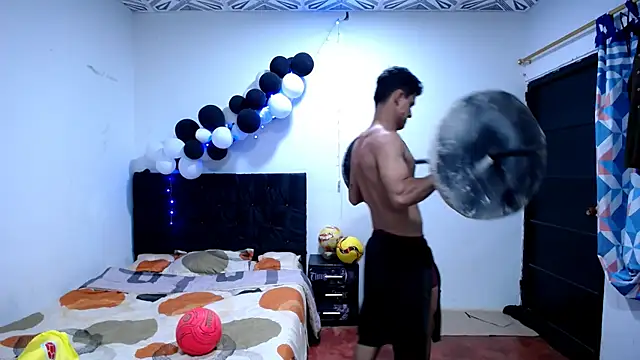 freddy romas online show from December 14, 2025, 3:23 am