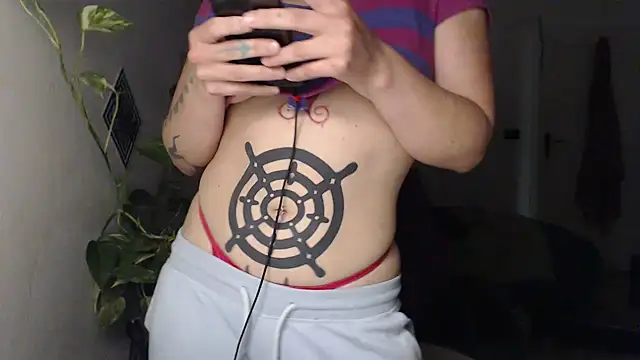 Snapshot of kinkyspirali chatting on October 24, 2025, 7:54 pm kinkyspirali online show from October 24, 2025, 7:54 pm