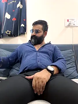 Fun Guuy online show from April 15, 2026, 4:30 am