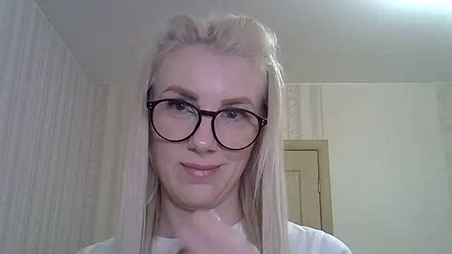 Pabonya91 online show from February 20, 2025, 2:13 pm