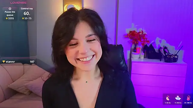 Jenna Adams  online show from November 6, 2025, 1:17 am