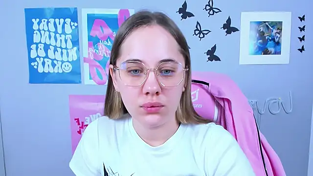 Snapshot of MiaMilas chatting on January 30, 2025, 5:09 am MiaMilas online show from January 30, 2025, 5:09 am