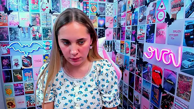 Snapshot of MiaMilas chatting on September 29, 2025, 2:55 pm MiaMilas online show from September 29, 2025, 2:55 pm