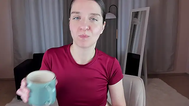 helentasty online show from September 12, 2025, 2:33 am