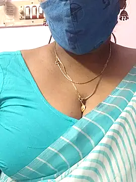 mallu-sumi online show from September 30, 2025, 6:35 pm