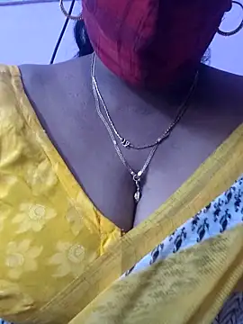 mallu-sumi online show from October 25, 2025, 5:48 am