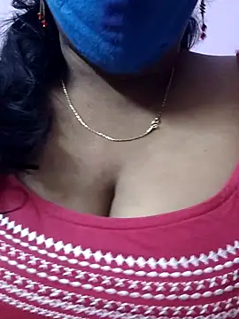 mallu-sumi online show from November 25, 2025, 5:46 pm