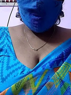 mallu-sumi online show from February 1, 2026, 5:55 pm