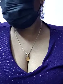 mallu-sumi online show from April 17, 2026, 4:21 pm