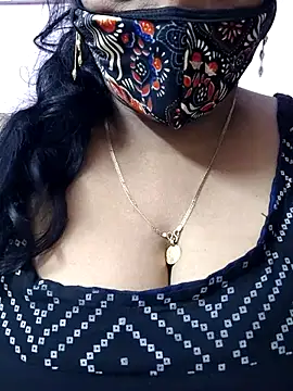 mallu-sumi online show from April 19, 2026, 5:12 pm