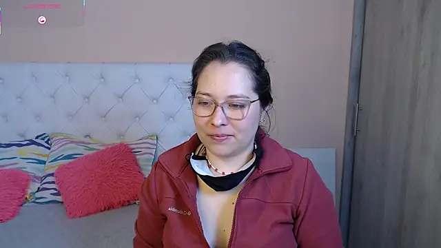 May Carlier online show from November 27, 2025, 3:30 am