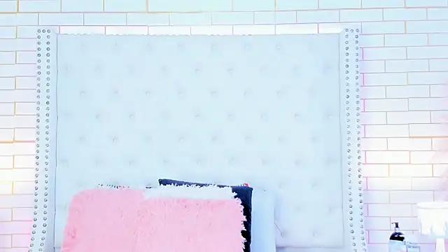 Krystal cambell1 online show from March 5, 2026, 8:16 pm