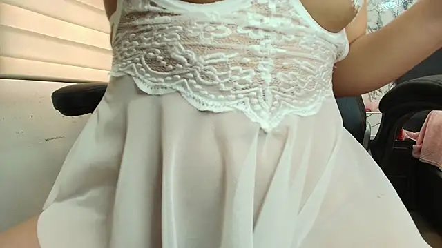 Emily Trujillo online show from February 11, 2026, 5:51 pm