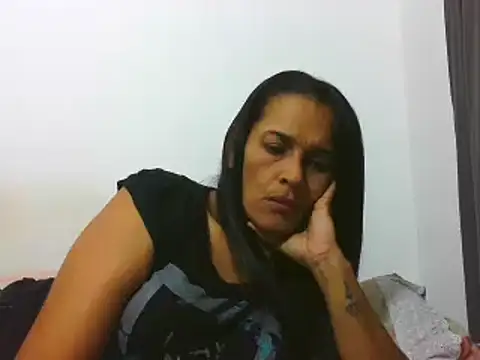 latinbrunettet online show from February 18, 2025, 1:11 pm