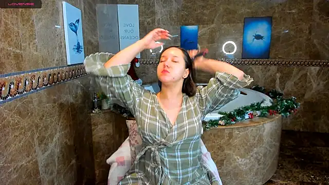 Mira Karter online show from January 12, 2025, 1:42 am