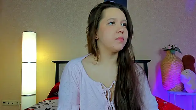 Mira Karter online show from May 24, 2026, 3:22 am