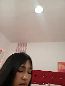 Snapshot of AndreaBlack chatting on February 13, 2025, 5:33 pm AndreaBlack online show from February 13, 2025, 5:33 pm