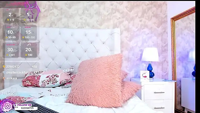 Snapshot of Eliza_Thaylor__ chatting on January 4, 2025, 8:37 pm Eliza Thaylor online show from January 4, 2025, 8:37 pm