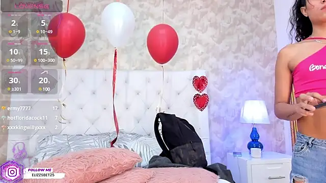 Snapshot of Eliza_Thaylor__ chatting on February 26, 2025, 11:41 am Eliza Thaylor online show from February 26, 2025, 11:41 am