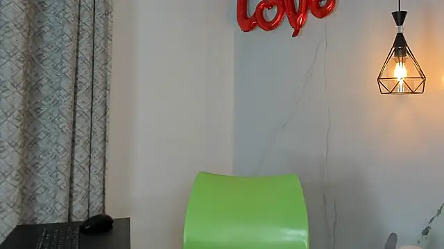 angelswets online show from February 18, 2025, 5:21 pm