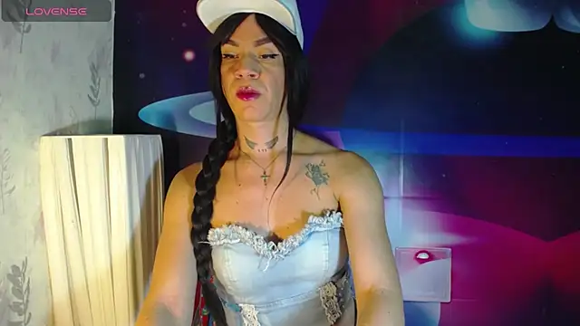 KamilaParrisx online show from December 3, 2025, 3:14 am