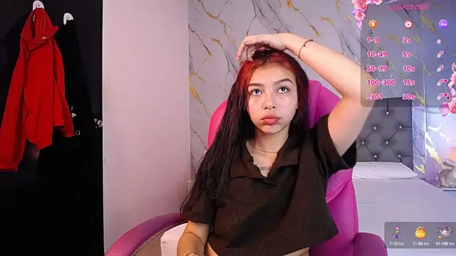 pettit courtny online show from February 15, 2025, 7:39 pm