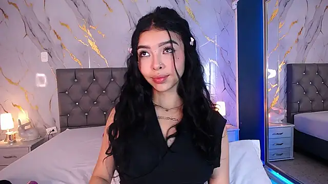 pettit courtny online show from March 12, 2025, 1:47 am