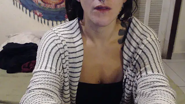 Snapshot of MissRebeka chatting on May 12, 2026, 9:56 pm MissRebeka online show from May 12, 2026, 9:56 pm