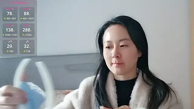 fanfan-FF online show from February 1, 2026, 8:24 am