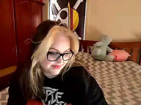 Snapshot of ChubbyBubs chatting on January 12, 2025, 7:53 am ChubbyBubs online show from January 12, 2025, 7:53 am