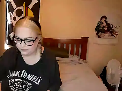 Snapshot of ChubbyBubs chatting on February 9, 2025, 3:53 am ChubbyBubs online show from February 9, 2025, 3:53 am