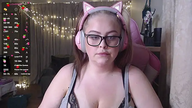 Snapshot of ChubbyBubs chatting on March 21, 2025, 11:44 am ChubbyBubs online show from March 21, 2025, 11:44 am