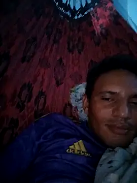 Snapshot of 68_Toni chatting on November 21, 2025, 2:32 am 68 Toni online show from November 21, 2025, 2:32 am